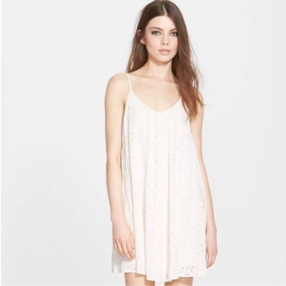 ASTR spaghetti strap cream eyelet swing dress size XS EUC G2